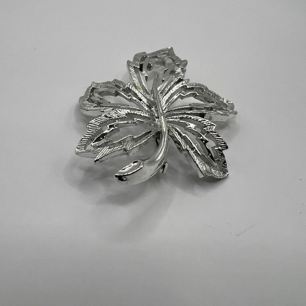 Vintage Leaf Brooch Open‎ Metal Work Brushed Silver Tone Pin